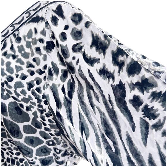 Hale Bob Burnout Velvet Tunic Dolman Sleeve Black Size Small V-Neck Animal Print - Picture 10 of 15
